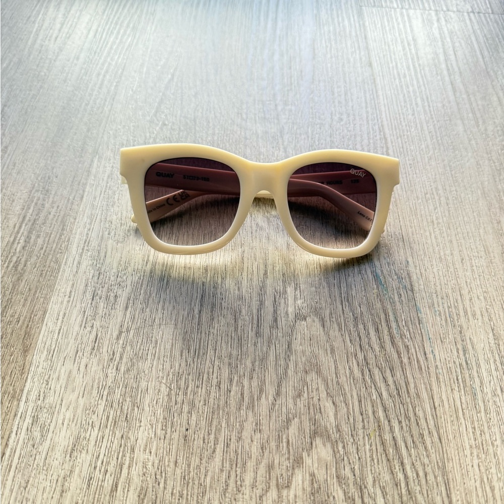 quay australia after hours white overszied square statement sunglasses eyewear